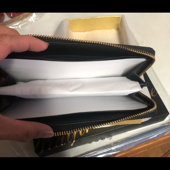 Continental Wallet - Picture 6 of 8